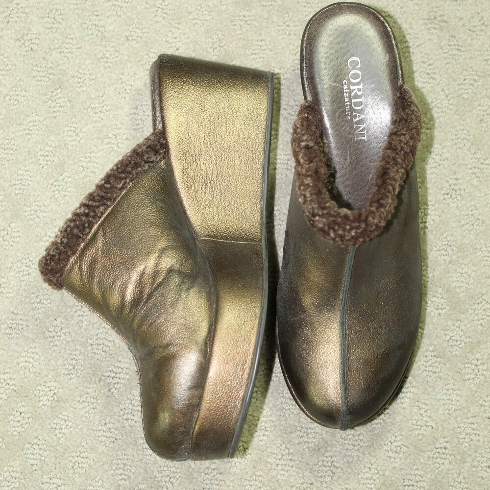 Cordani Women's 8 Bronze Shearling Mules